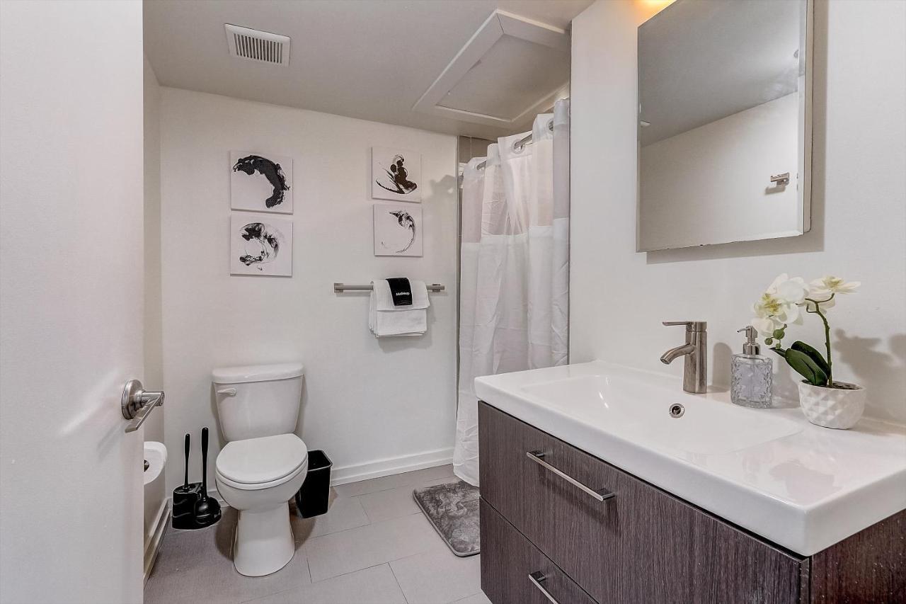 Apartment Frontdesk 1133 N 4th St Apts Northern Liberties *