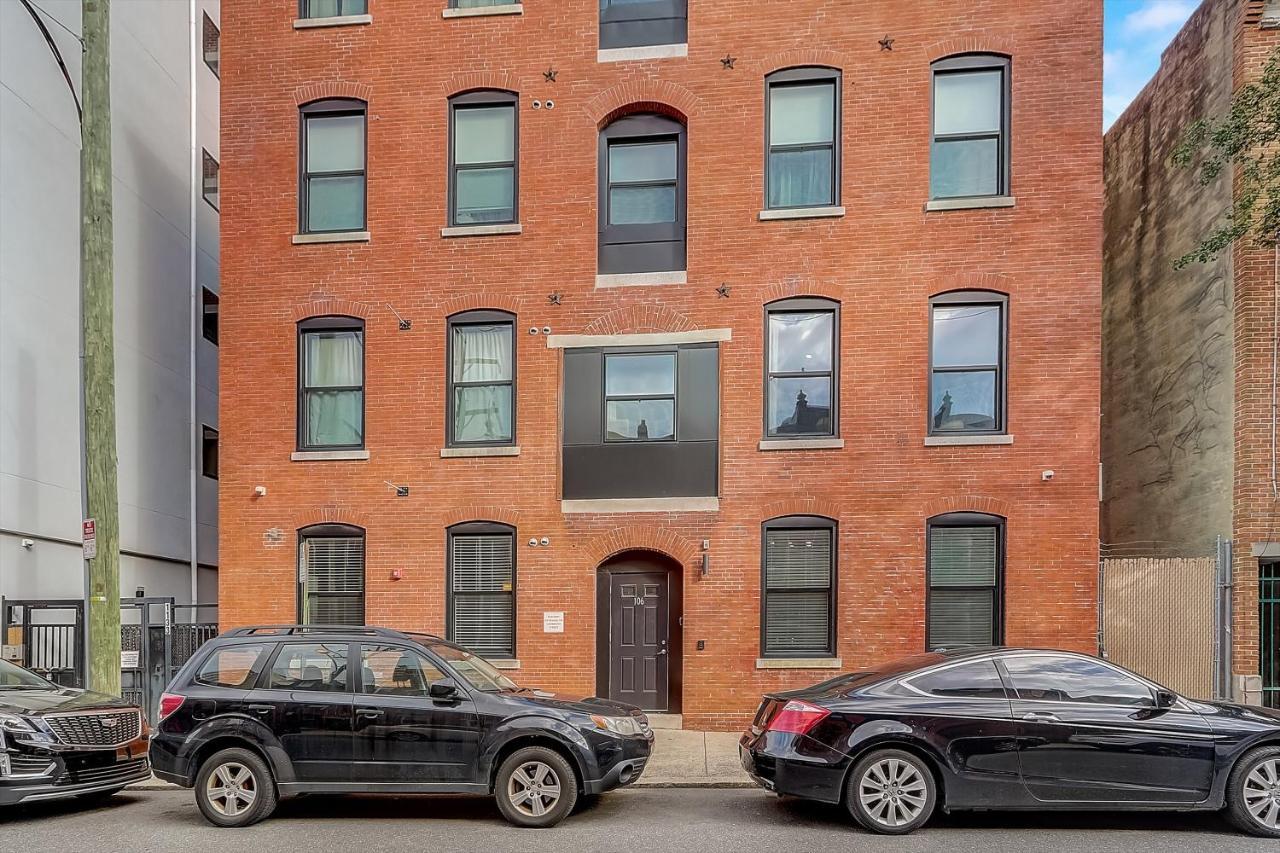 Apartment Frontdesk 1133 N 4th St Apts Northern Liberties