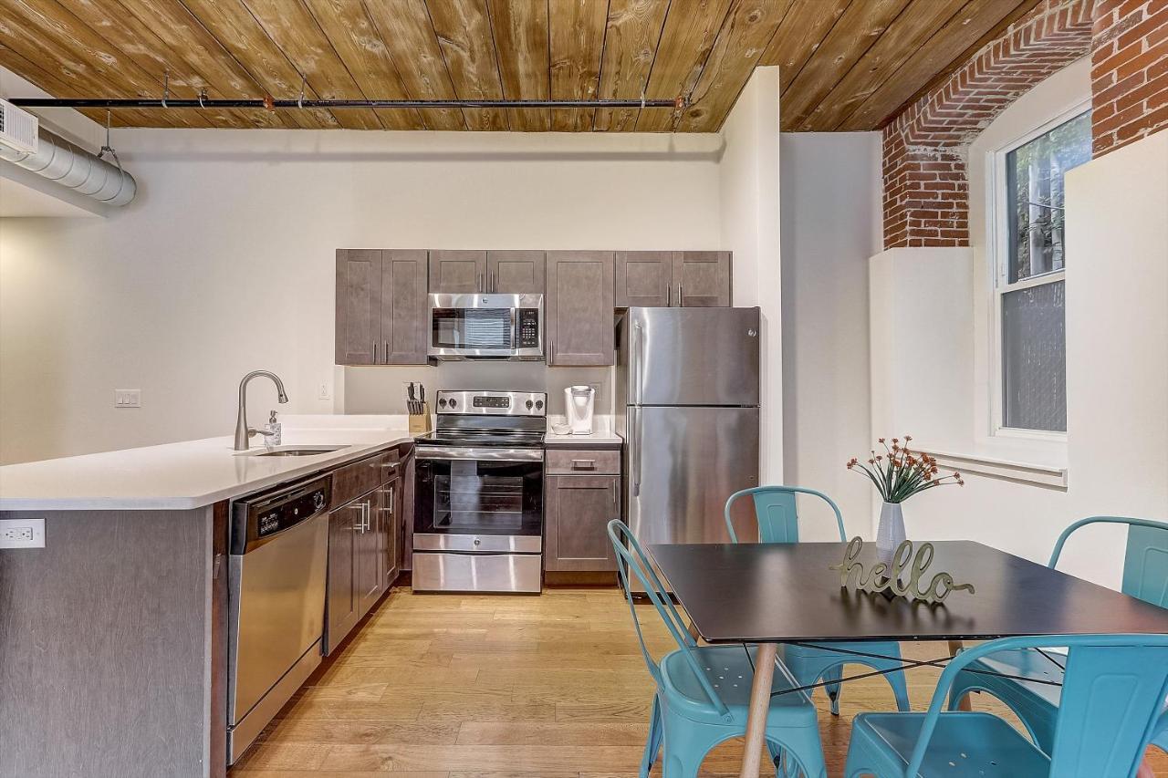 Frontdesk 1133 N 4th St Apts Northern Liberties Apartment