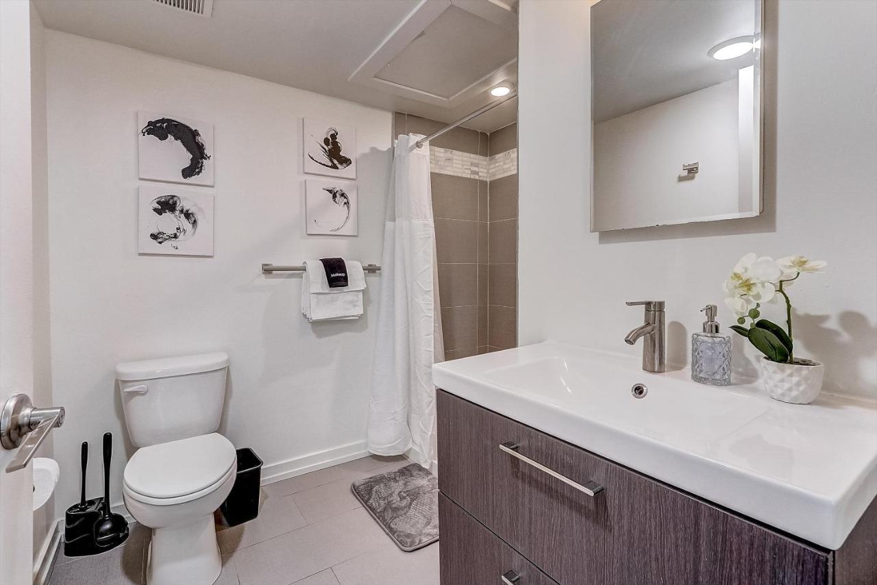 Apartment Frontdesk 1133 N 4th St Apts Northern Liberties *