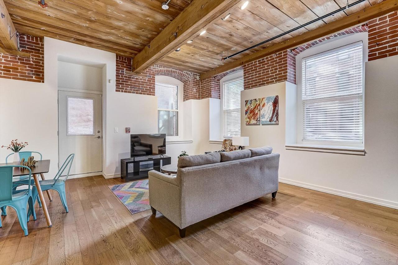 Frontdesk 1133 N 4th St Apts Northern Liberties Apartment Philadelphia